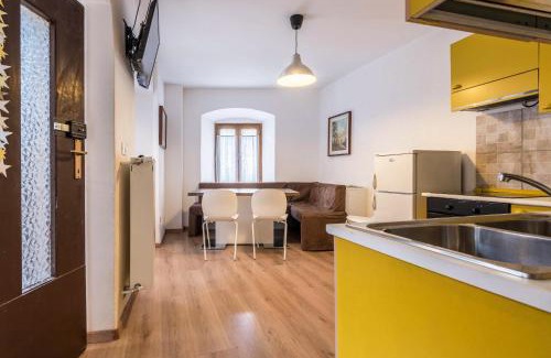 Canale di Tenno Appartement | Agriturismo Al Gallo Nero Giallo