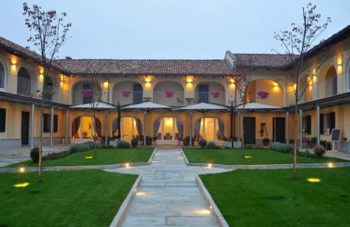 Castagnito Maison | Agriturismo Cascina Varìe