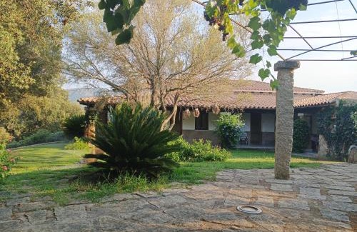 Monti Maison | Agriturismo Desole
