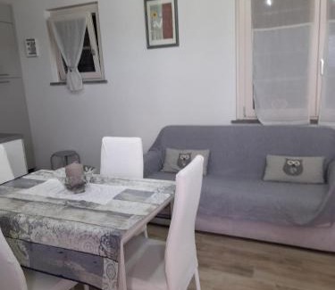 Pescia Romana Maison | Agriturismo Farfollíe