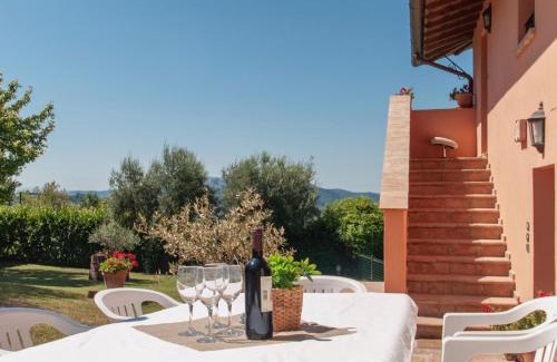 Montelovesco Maison | Agriturismo Il Poggio, Casa Rosa