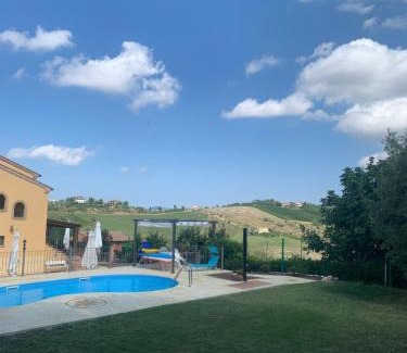 Montalto delle Marche Lit Et Petit-Déjeuner | Agriturismo cerquatonda