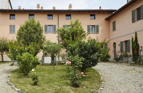 San Martino di Rosignano Monferrato Maison | Agriturismo Le Tre Rose - Cantina Zanello