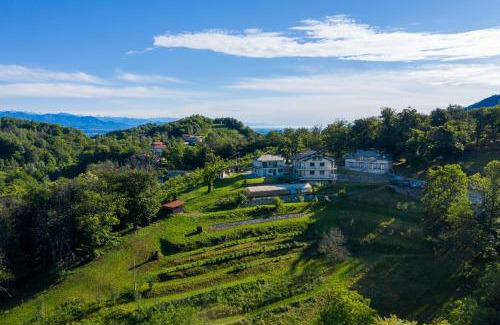 Paesana Maison | Agriturismo L'Ciabot