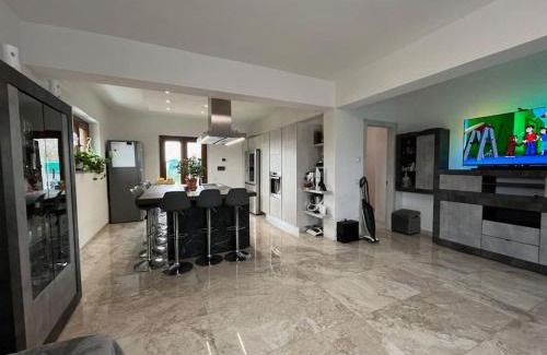 Cortona Maison | Agriturismo - La capra amaltea