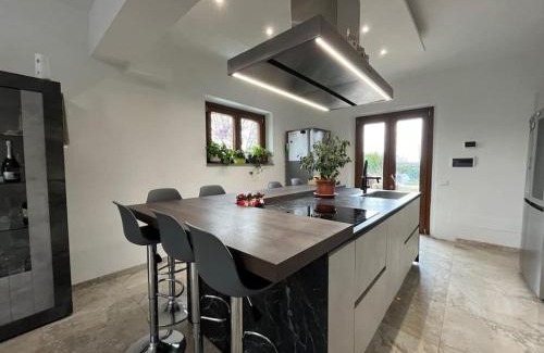 Cortona Maison | Agriturismo - La capra amaltea