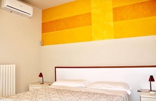Castelnuovo Calcea Autre | Agriturismo La Mussia Salvia 2 Double Rooms Swimming pool Car Charger .