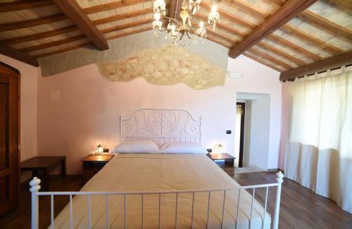 Vacri Maison | Agriturismo " La Valle degli Ulivi"