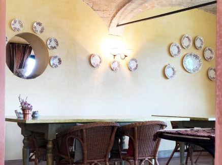 Bersano Lit Et Petit-Déjeuner | Agriturismo Le Colombaie