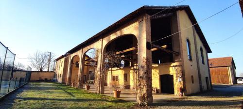 Voghera Maison | AGRITURISMO LE CORTI DELLA GUALDANA