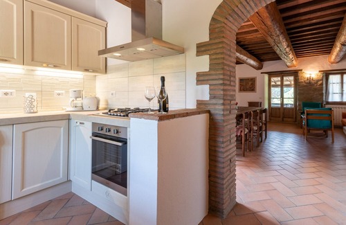 Cortona Autre | Agriturismo Pierle Cuiano La Loggia avec vue sur les montagnes, piscine partagée et Wi-Fi