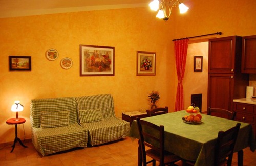 Giano dell'Umbria Maison | Agriturismo Rustichino
