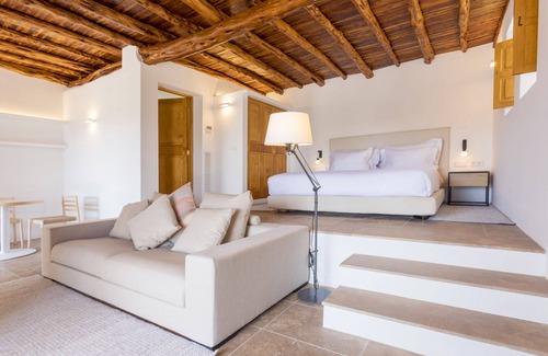 Santa Eulalia del Rio Autre | Agroturismo Can Toni Xumeu - Only Adults