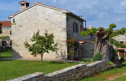 Zrenj Maison | Agroturizam Nežić