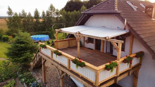 Zalewo Maison | Agroturystyka „Między Polami”
