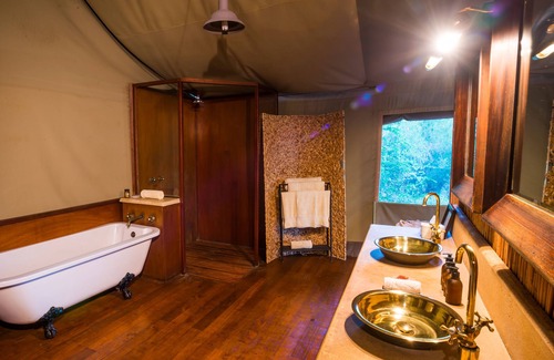Madikwe Game Reserve Cabine | aha Thakadu River Camp