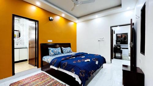 Vasant Kunj Appartement | AHAM PREMA Luxe 3 BR Stay 15 min from Airport