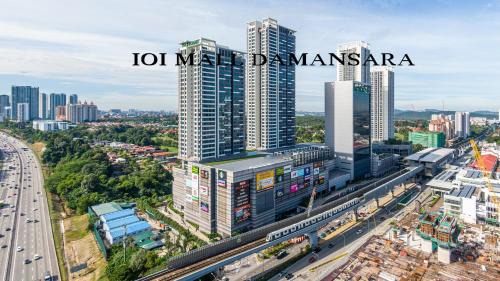 Dataran Sunway Maison | Aimelia guest house