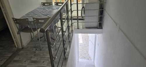 Ain Draham Appartement | Ain draham sejour 2, appartement trois pièces privé, seulement familles