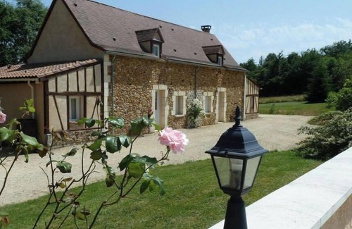 Saint-Julien-de-Crempse Maison | Climatisé tout confort, jardin, piscine privée et chauffée, animaux acceptés