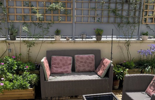 Quartier de l'Hippodrome Maison | Air-conditioned house 50m² with terrace, parking - 7 min shops and 10 min beach.