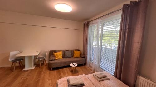 Karlova Ves Appartement | Air conditioned 1 room Apartment, with garden, new building