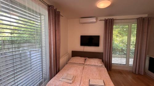 Karlova Ves Appartement | Air conditioned 1 room Apartment, with garden, new building