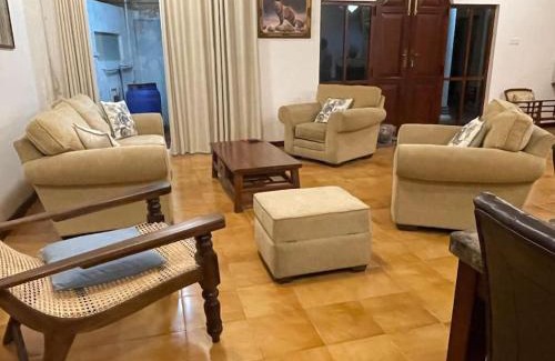 Maharagama Appartement | Air conditioned 3 bed home!