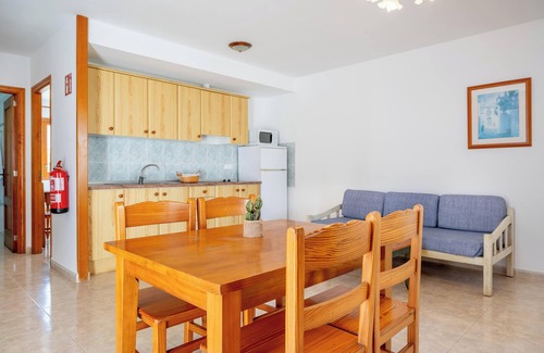 Cala Ferrera Appartement | Appartement climatisé avec piscine, Wi-Fi, balcon et proche de la plage.