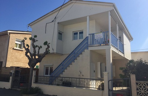 Gruissan Appartement | Appartement climatisé à l'étage d'un chalet à 200m de la plage