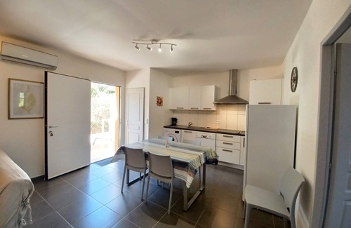 Galeria Appartement | Appart climatisé, piscine chauffée, wifi, 2 chambres, 7 min plage, 1 min rivière