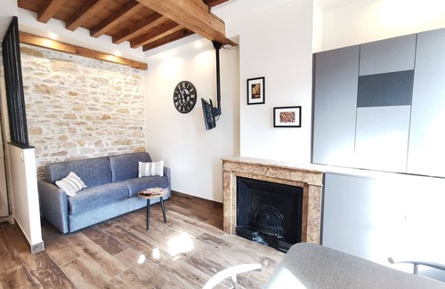 Griffon - Royale Appartement | Appartement climatisé plein centre ville, dernier étage