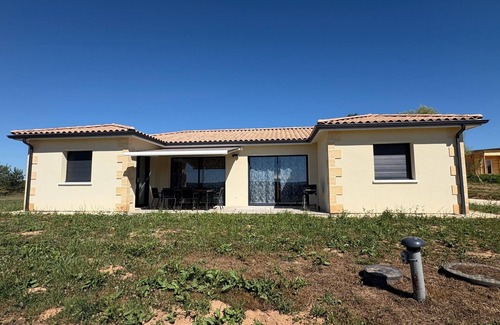 Hautefort Maison | Air-conditioned country house for 6 people in Périgord Noir