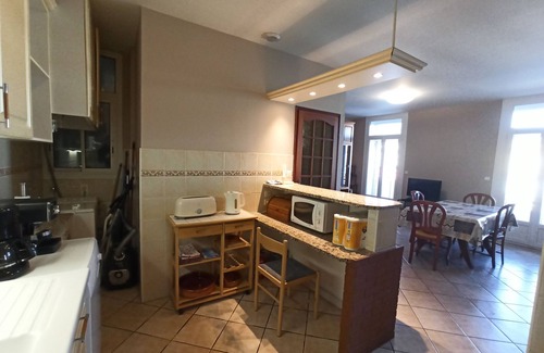 Port-Vendres Appartement | Meublé de tourisme face au Port de plaisance de PORT-VENDRES, Climatisé, Parking