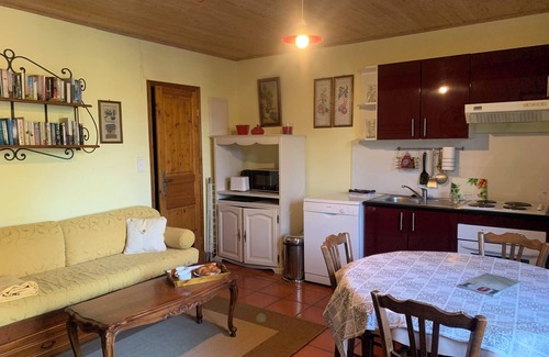 Blauzac Maison | Gîte climatisé: piscine réservée à votre usage, superbe vue sur les Cévennes