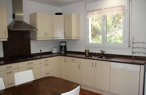 Llauro Villa | Villa standing climatisée avec piscine privée et chauffée classée tourisme ****