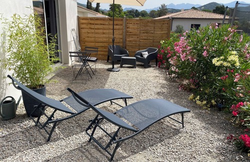 Bastelicaccia Appartement | Air-conditioned mini villa