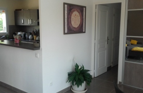 Euzet-les-Bains Maison | Air-conditioned Provencal house, swimming pool and pétanque court 100 m away