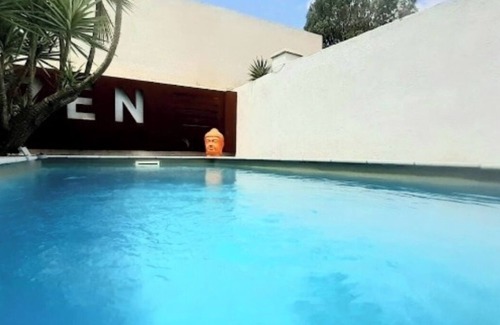 Pia Villa | Villa piscine plain pied sans vis a vis climatisé