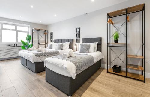 Southgate Green Appartement | Air-Conditioned Studio, 20min to City Centre