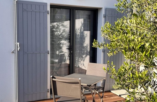 Angoulins Appartement | Studio accommodation near beach and La Rochelle