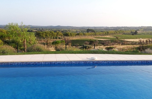 Neffies Villa | Villa climatisée avec piscine privée et vue panoramique