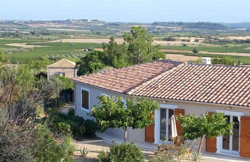 Neffies Villa | Villa climatisée avec piscine privée et vue panoramique