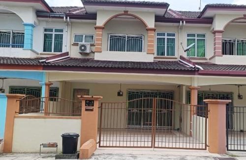 Simpang Maison | Air-home M3 Simpang near Aulong Econsave, 4BR, 10pax, Netflix