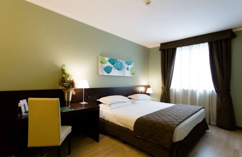 Leini Hôtel | Air Palace Hotel