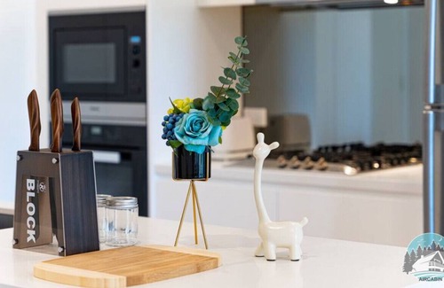 Beecroft Appartement | Aircabin | Beecroft | Homely Spacious | 2 Beds Apt