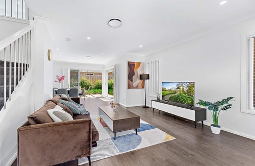 Norwest Maison | Aircabin - Norwest - Luxury Lovely - 4 Beds House