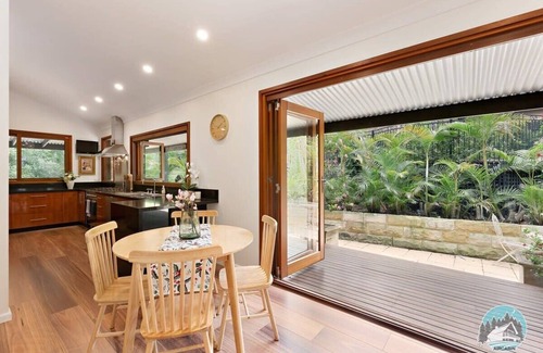 Warrawee Maison | Aircabin - Warrawee - Spacious - 5 Beds House