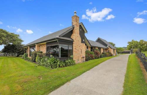 Rotorua Maison | Airport Oasis