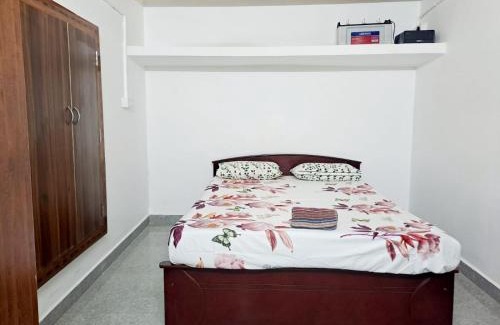 Triplicane Maison | Airport PickupBeachChepauk StadiumKitchenWIFI